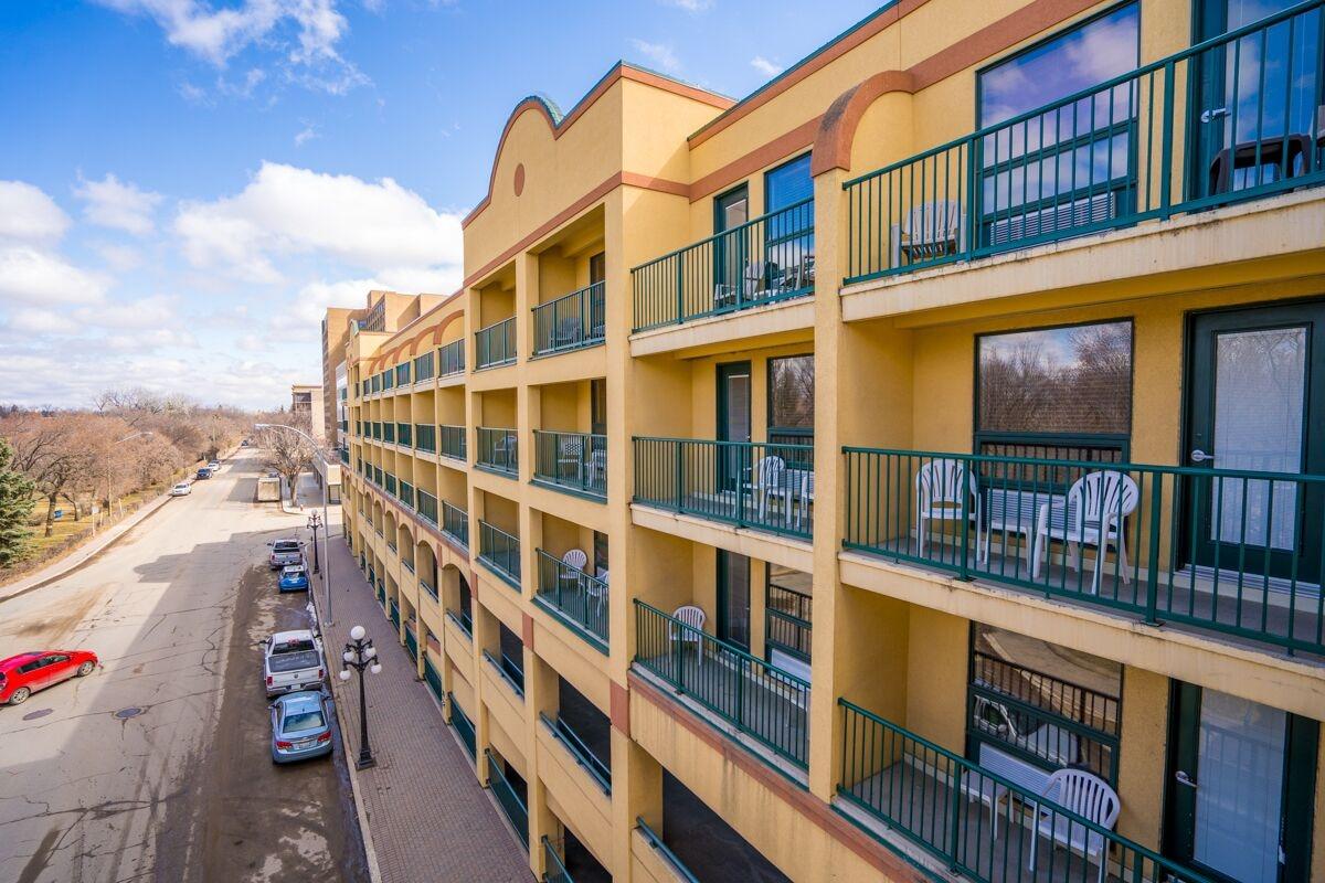 Temple Gardens Hotel & Spa Moose Jaw Kültér fotó